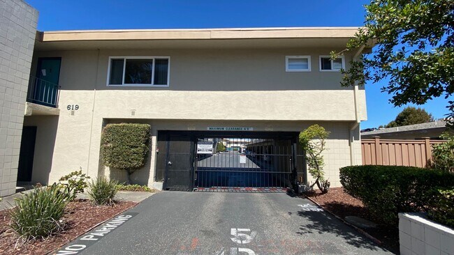 Foto del edificio - 619 Willow St