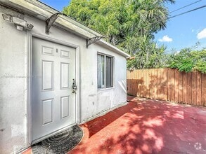 Building Photo - 1110 N 58th Ave