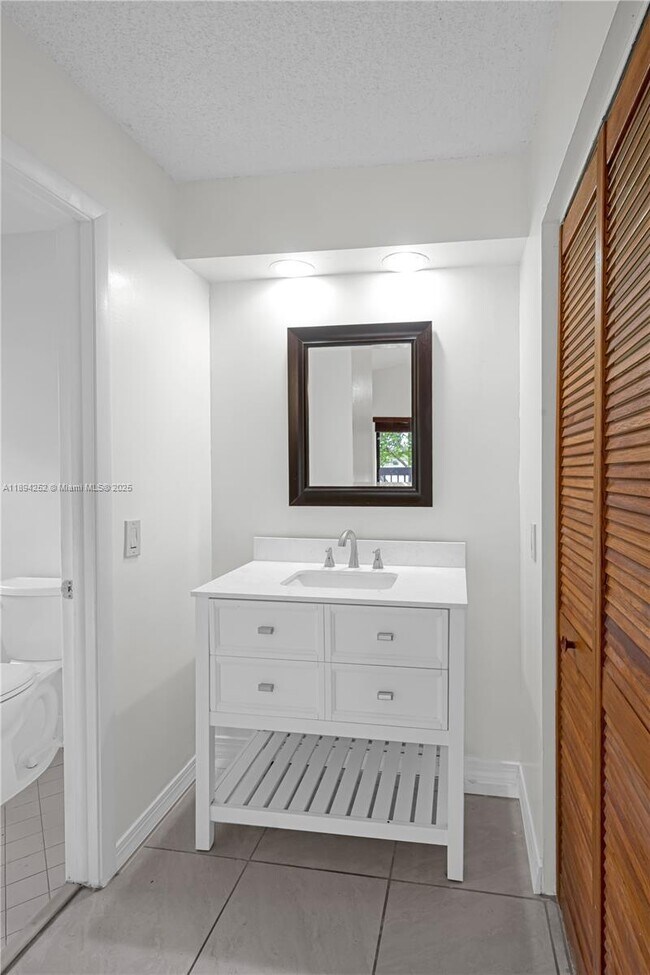 Foto del edificio - 15070 SW 49th Ln