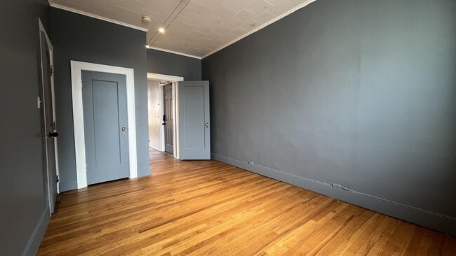 Building Photo - 111 W Harrison Ave
