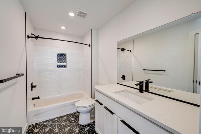 Foto del edificio - 212 W Rittenhouse St