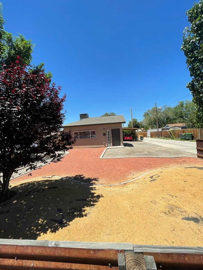 Building Photo - 125 N 17th St