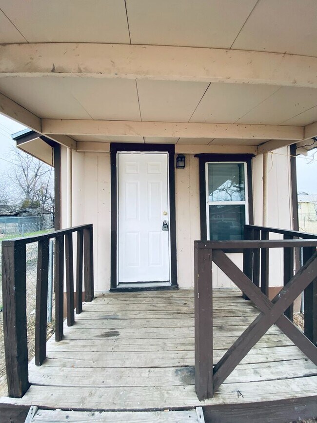 Foto del edificio - Cute Efficiency Home!!!