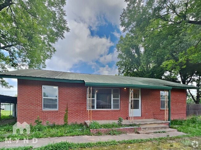 Building Photo - 133 Dodd St