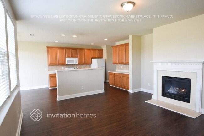 Building Photo - 208 Edgecroft Way