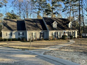 Building Photo - 5108 Country Club Dr