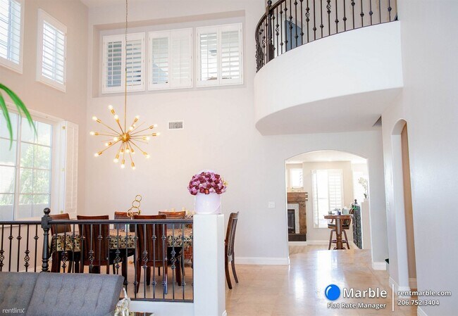Foto del edificio - 5 br, 4 bath House - 1440 Via Merano St
