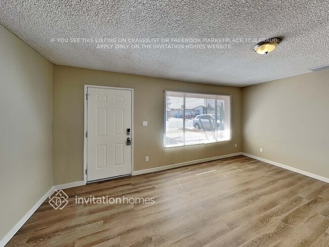 Building Photo - 3844 W Acapulco Ln