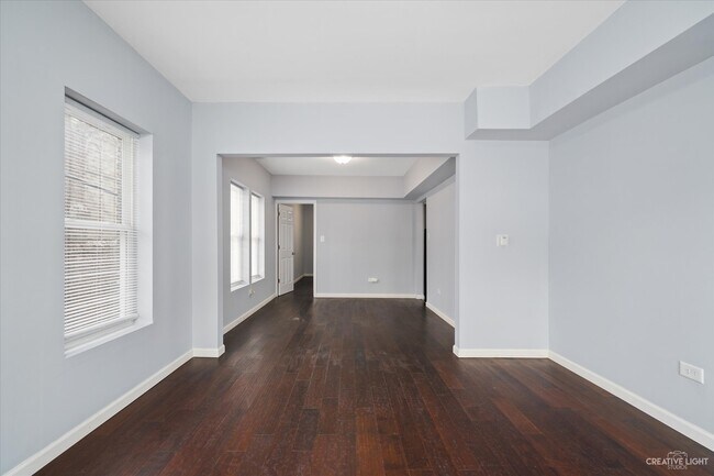 Foto del edificio - 155 N Eastern Ave