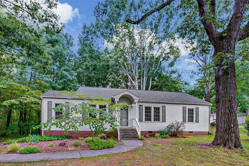 Primary Photo - 215 Tremont Dr