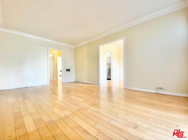 Building Photo - 485 S Roxbury Dr
