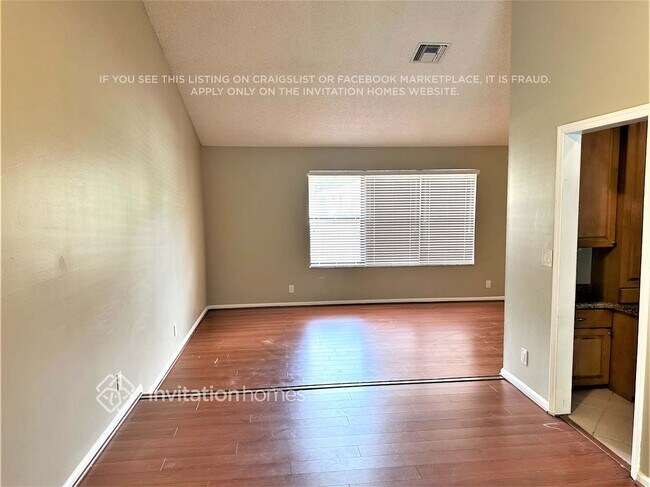 Building Photo - 13643 Ishnala Cir