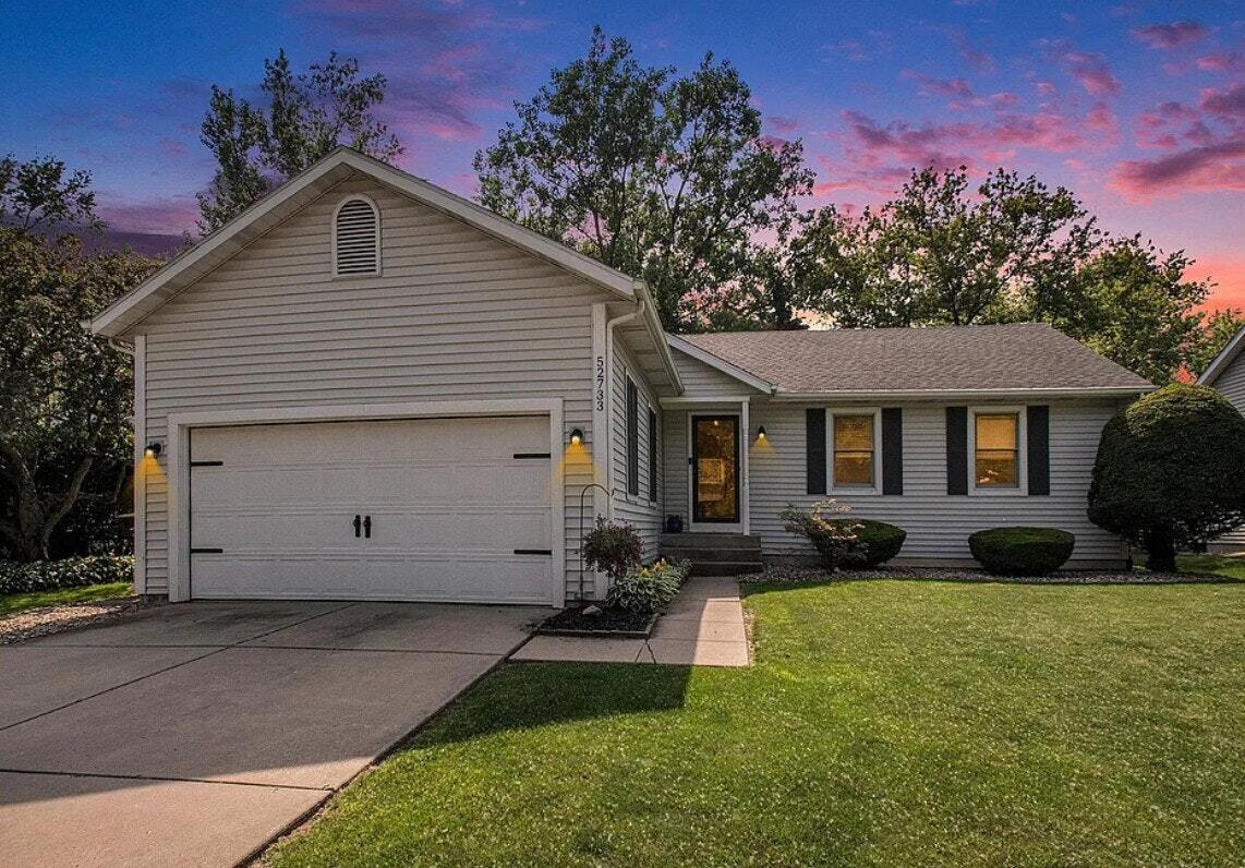 Primary Photo - 52733 Westgate Dr