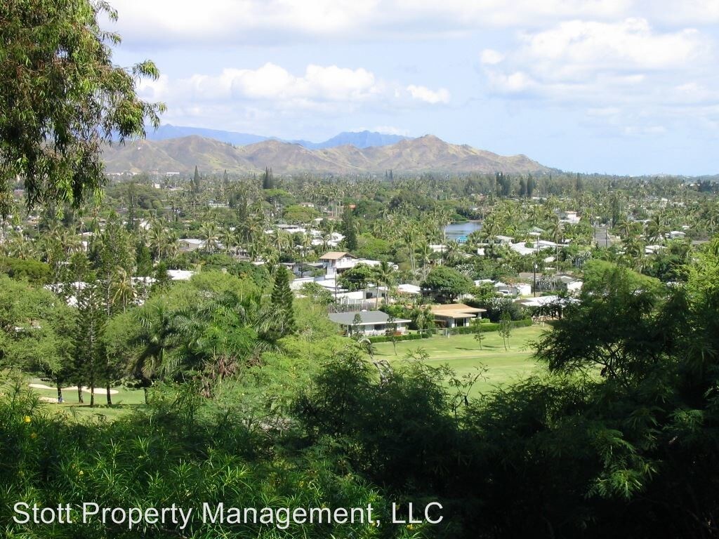 Primary Photo - 3 br, 2.5 bath House - 1320-D Kamahele St.