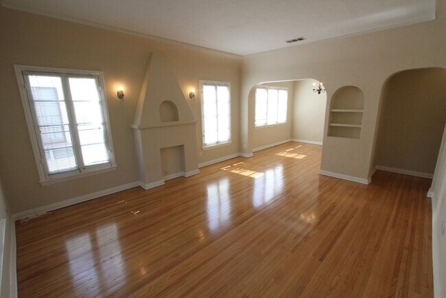 Living Room - 1439 S Holt Ave