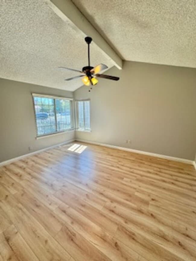 Building Photo - Charming 3-Bedroom Home with Fruit Trees, Garage & Pet-Friendly Living!