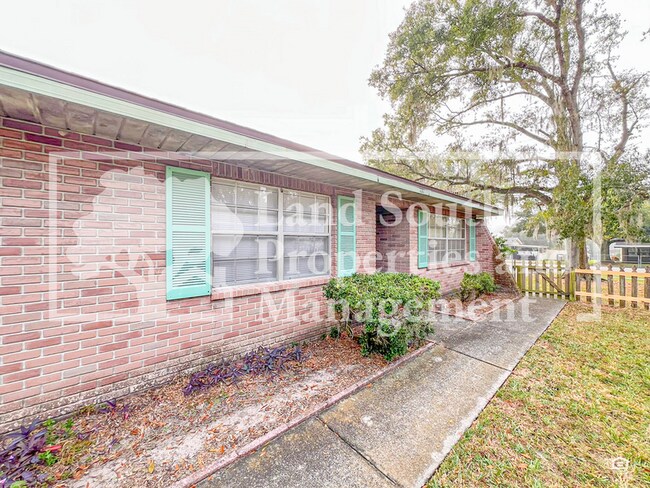 Foto del edificio - 711 W Daughtery Rd