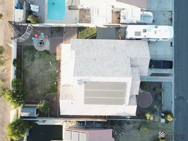 Building Photo - 10772 S Ave Primavera