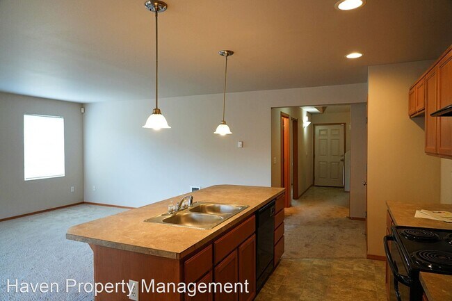 Foto del edificio - 3 br, 2 bath House - 20013 40th Ave E