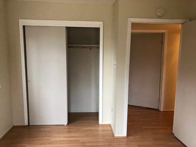 Rear Bedroom - 120 W Wayne Ter