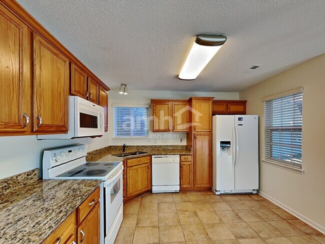 Foto del edificio - 5615 Waverly Lynn Ln