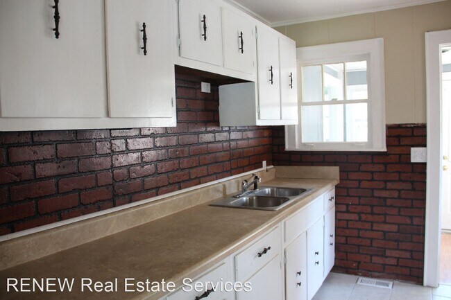 Foto del edificio - 3 br, 1 bath House - 232 Harris Street