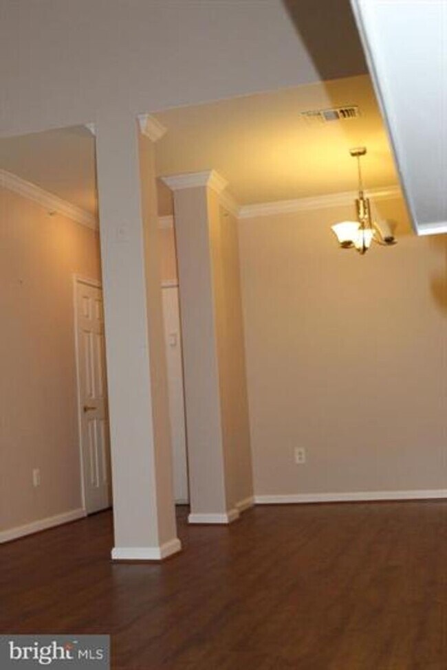 Building Photo - Palazzo at Park Center Top floor 2 bedroom...