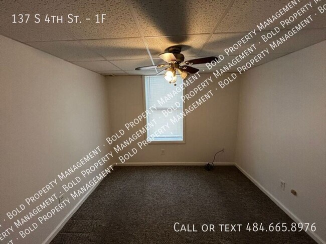 Foto del edificio - 137 S 4th St