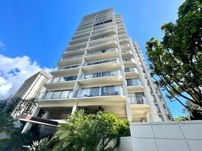 Building Photo - 1645 Ala Wai Blvd