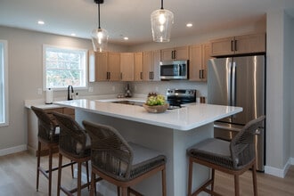 Kitchen Island - Boulder Way