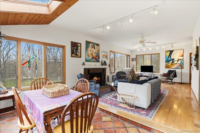 Foto del edificio - 1 Branch St