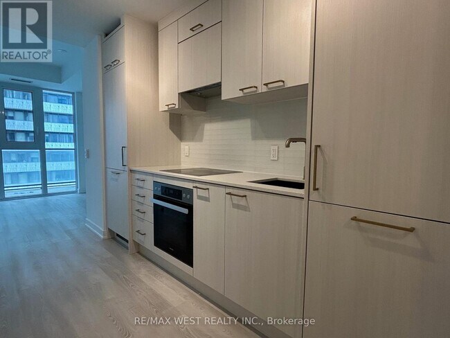 Photo du bâtiment - 634 Church St