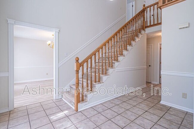 Foto del edificio - 2402 Betsy Ct SW