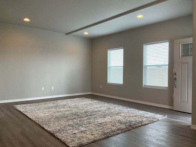 Foto del edificio - Beautiful Townhome in Townes At Woodmen Heights