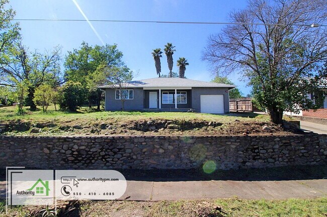 Foto del edificio - 1800 West St
