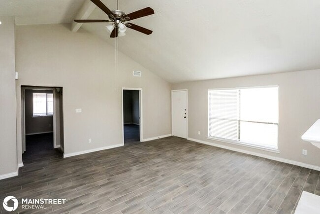 Building Photo - 1320 Devonshire Ln