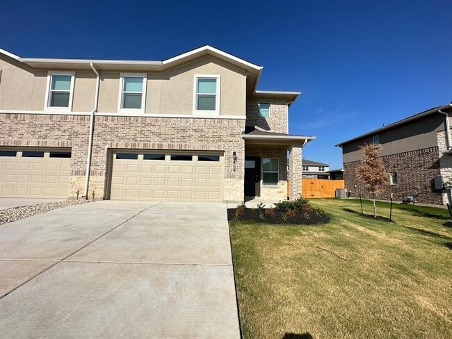 Building Photo - 408 Brody Ln
