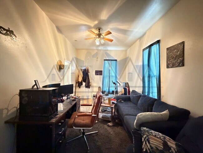 Foto del edificio - 705 S 2nd St