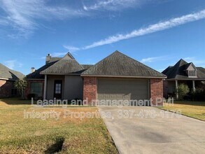 Building Photo - 209 Bentgrass Dr