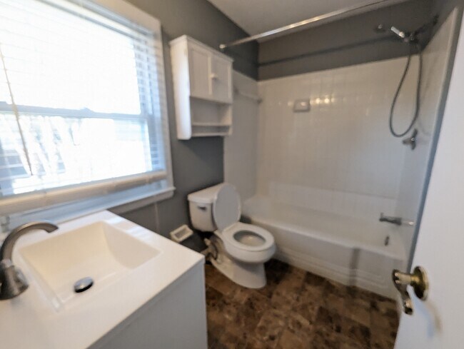 Foto del edificio - 906 Jackson St