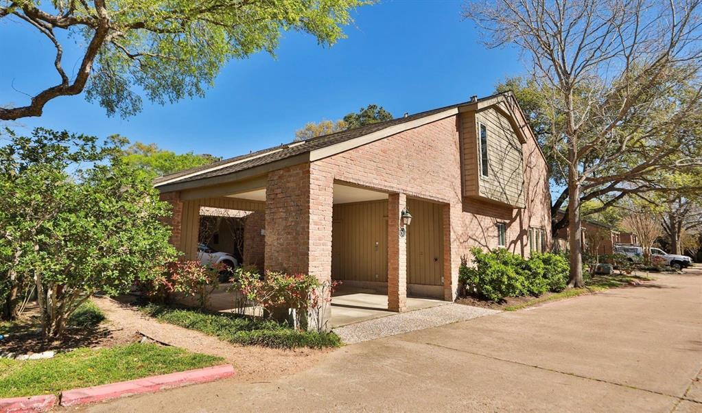 Foto principal - 9400 Doliver Dr