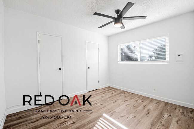 Foto del edificio - 12520 Lakewood Blvd