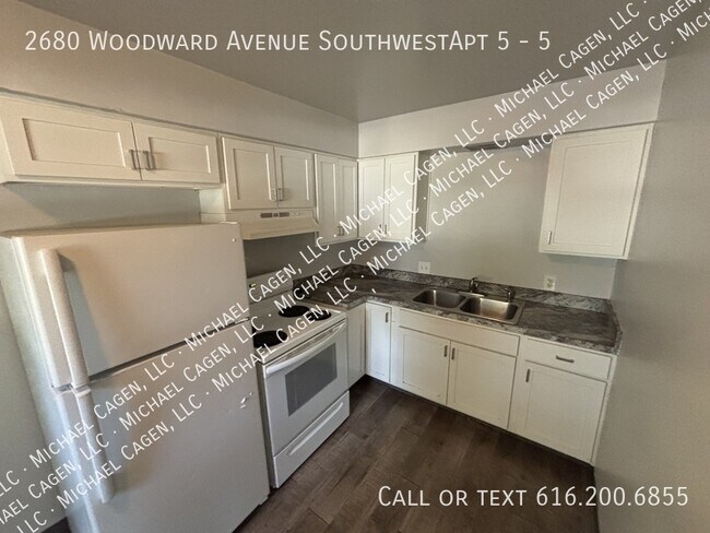 Foto del edificio - 2680 Woodward Ave SW