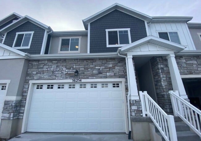 Building Photo - 16214 S Truss Dr
