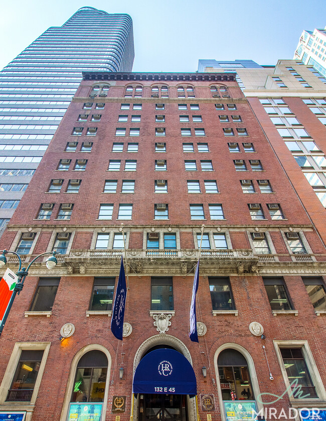 Foto del edificio - 132 East 45th Street