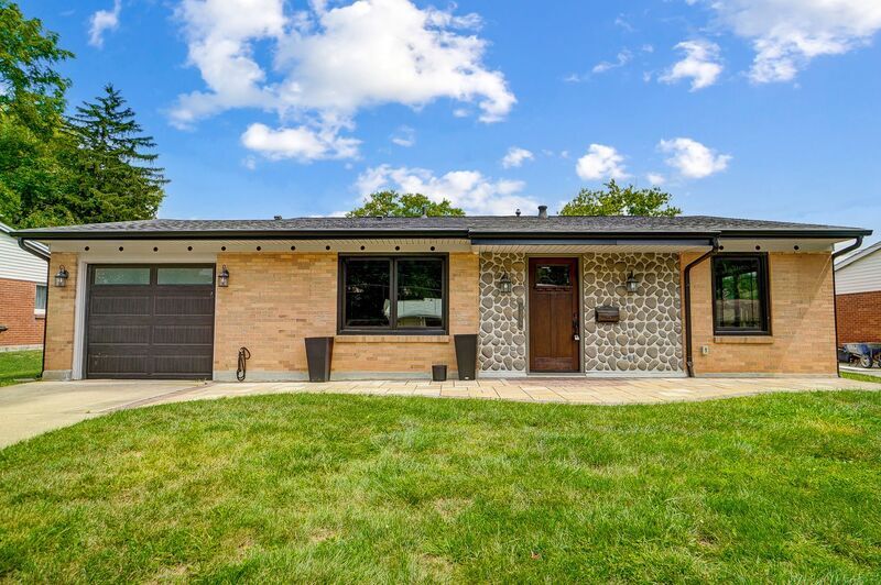 Primary Photo - 4354 Meadowcroft Rd