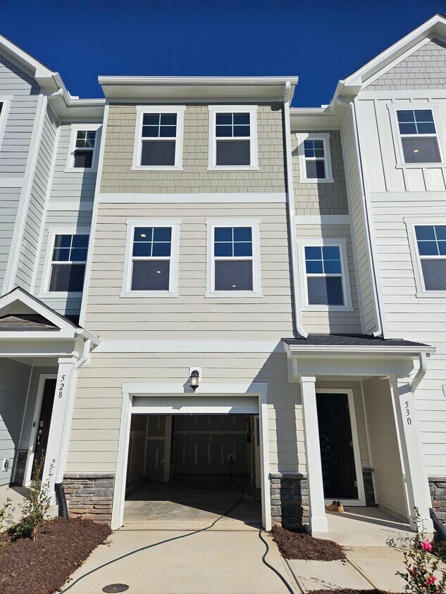 Foto principal - 530 Light Oak Way