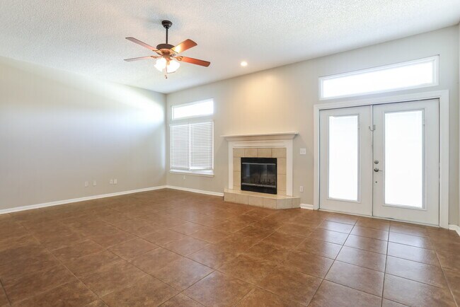 Foto del edificio - 2552 Watermill Dr