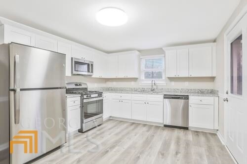 Foto del edificio - 5850 Pair Ct