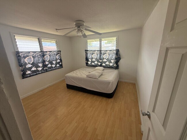 Foto del edificio - 87-118-118 Alapaki St